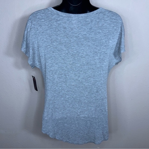 NEW NO BOUNDARIES GREY SHORT SLEEVE TOP STRETCH TWIST ACCENT - Picture 5 of 11